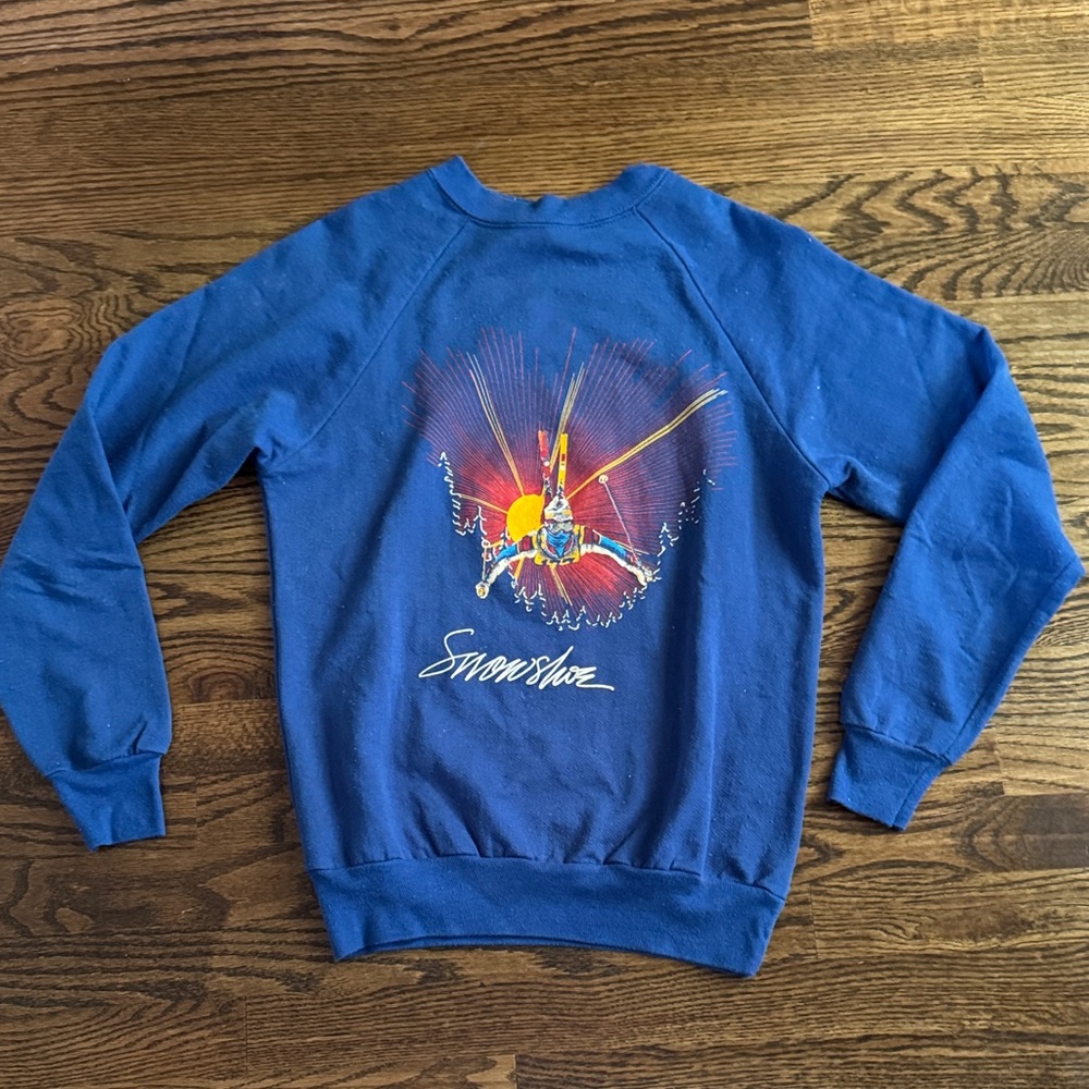 Vintage Snowshoe Ski Blue Graphic Men's Sweatshirt